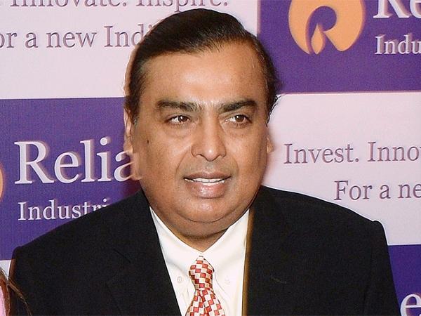 mukesh ambani,reliance industries director mukhesh ambani,india- pakistan actores  భారతీయతనే చాటిన ముఖేష్ అంబానీ..!